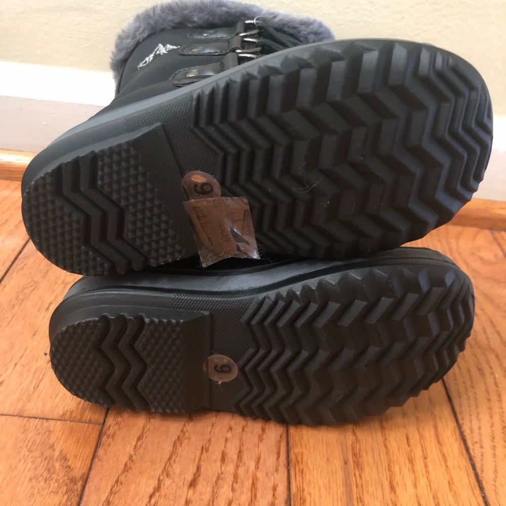 Girl Snow Boots - Picture 5 of 6
